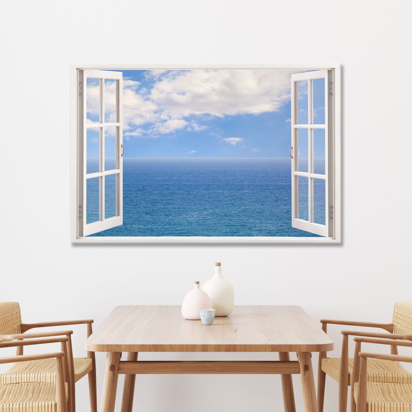 Erholsamer Blick durch geöffnetes Fenster auf das Meer