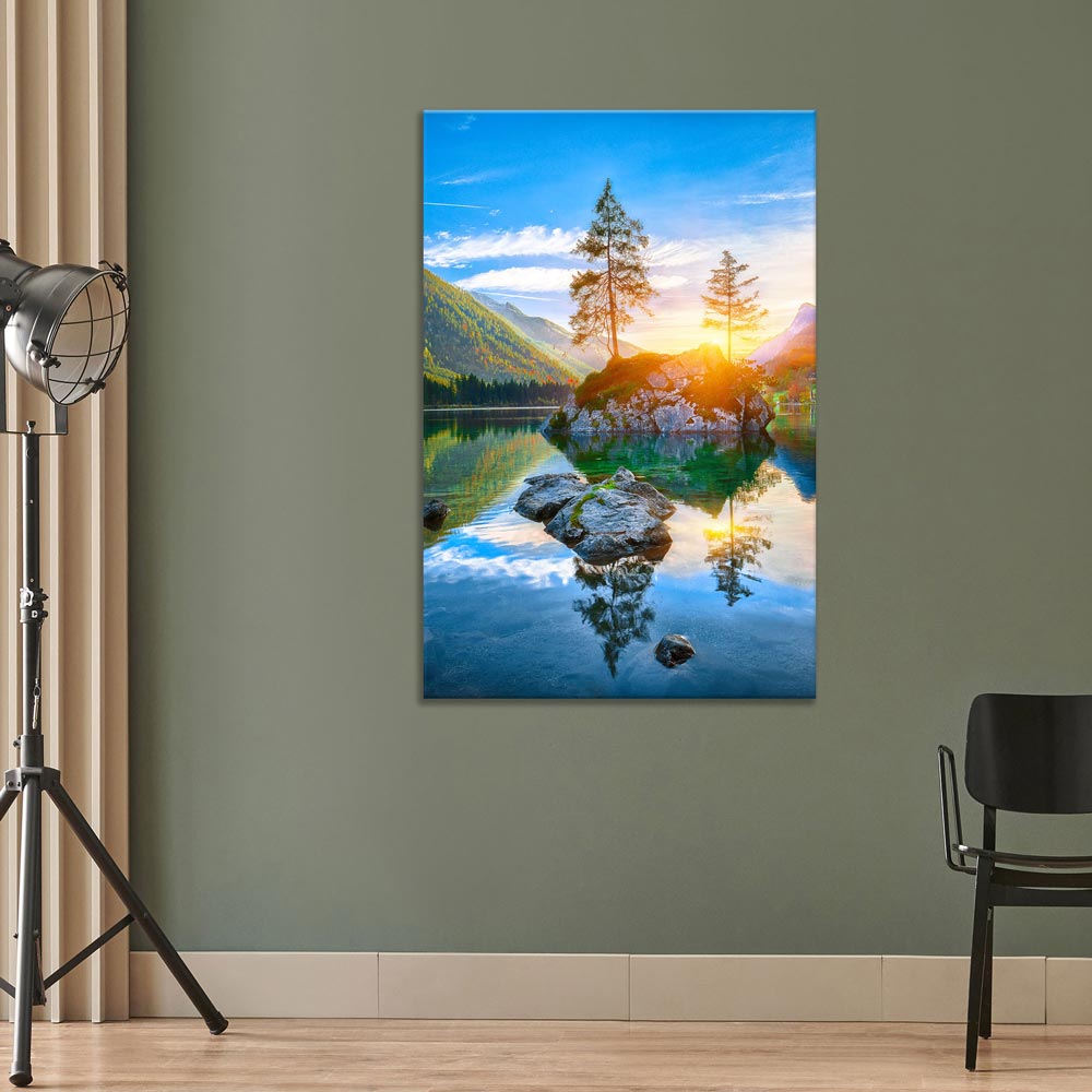 Leinwandbild "Herbstsonnenuntergang am Hintersee" im Studio