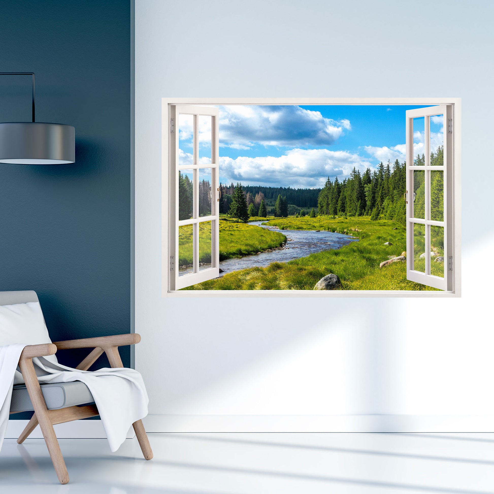 Frühlingshafte grüne Landschaft mit einem klaren Fluss, der durch ein Fenster sichtbar ist, umgeben von dichten Wäldern und einem dramatischen, bewölkten Himmel. Eine friedliche und naturverbundene Aussicht für dein Zuhause, präsentiert von Wallspirit.