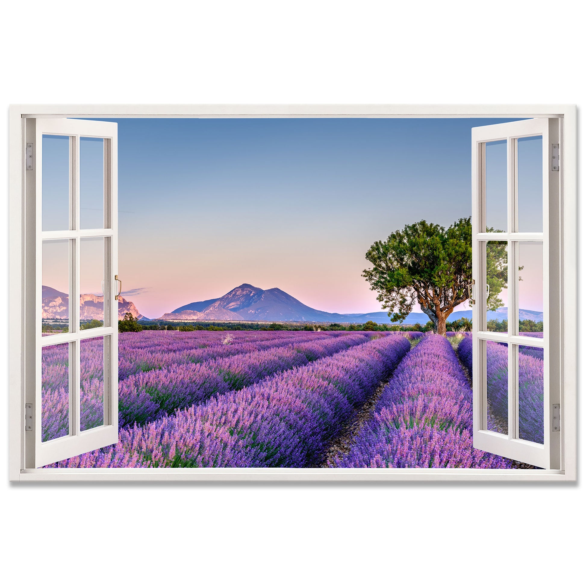 Wandbild mit offenem Fensterblick auf ein leuchtendes Lavendelfeld in der Provence bei Sonnenuntergang. Endlose Reihen blühender Lavendelsträucher führen zu einem markanten Baum, mit Bergen im Hintergrund und einem sanften, farbenfrohen Himmel. Perfekte Wanddekoration für ein beruhigendes Ambiente.